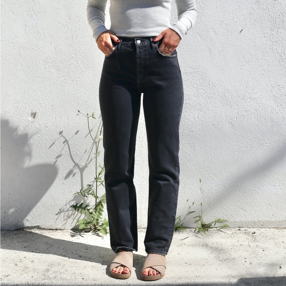 AGOLDE 90’s Pinch Waist Jeans in Black Tea